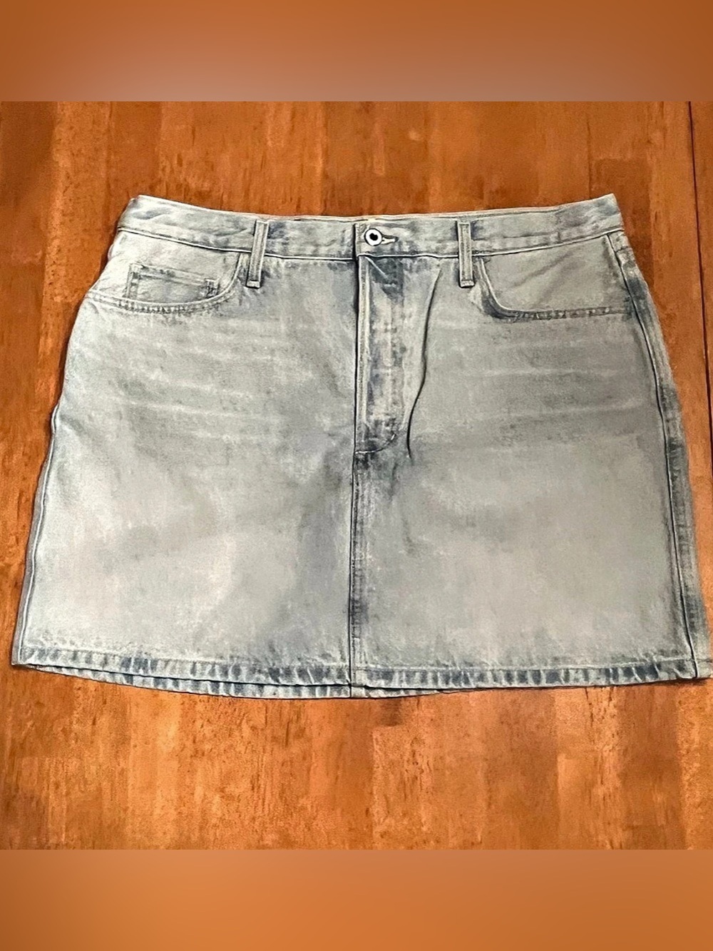 Favorite Daughter The Otto Denim Mini Skirt in Light Denim Size 34 NWT